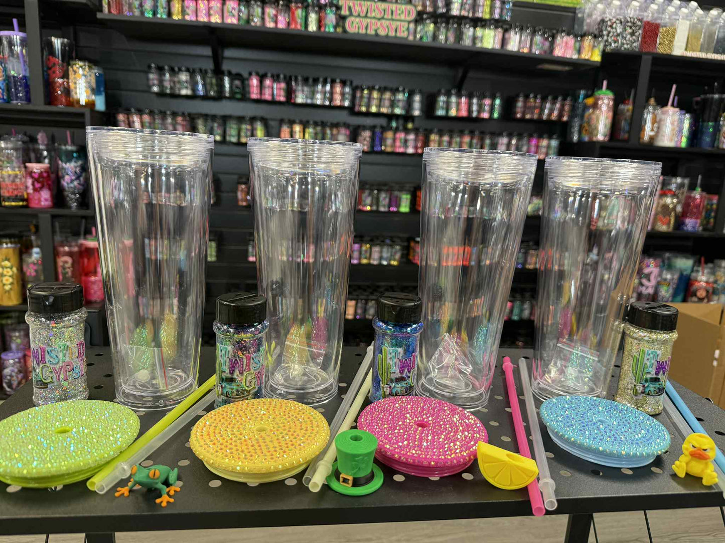 NEW 24 OZ SNOWGLOBE KIT WITH BONUS BLING LIDS